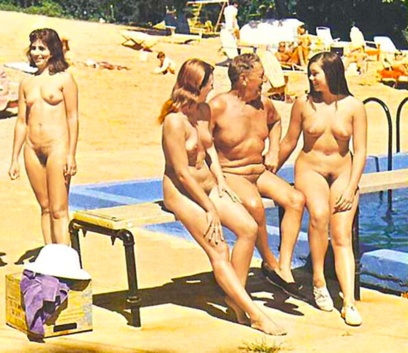 ¡Campamentos nudistas, donde la belleza es apreciada y celebrada!
 #89962868