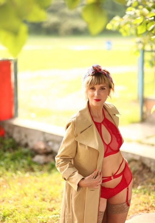 mature 580 #100129199