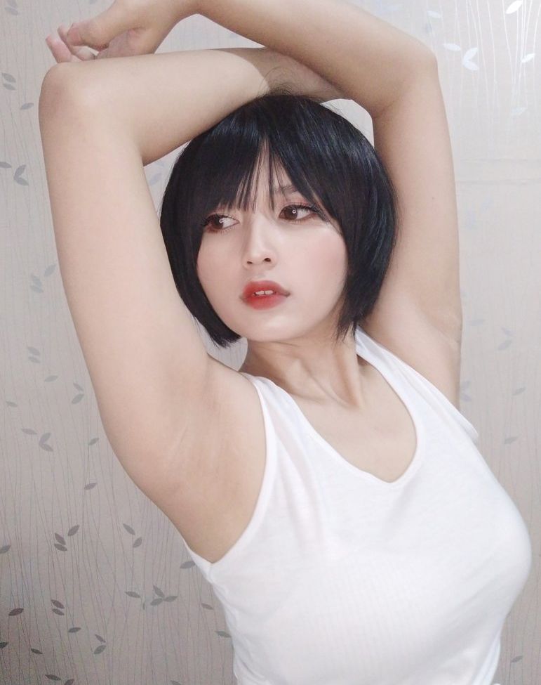 Rue.cosplayer nude #109440389