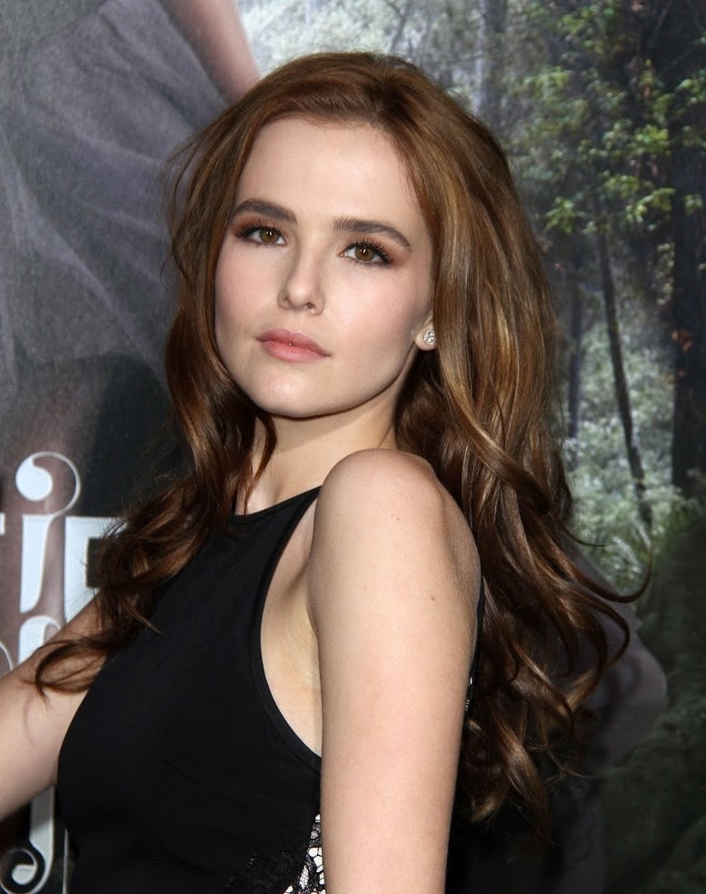 Sexy zoey deutch
 #80834639