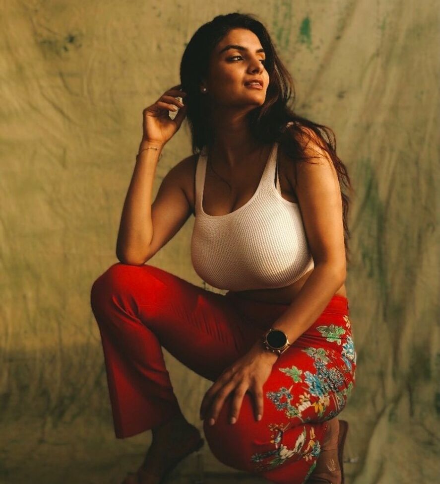 Anveshi Jain nude #109386560