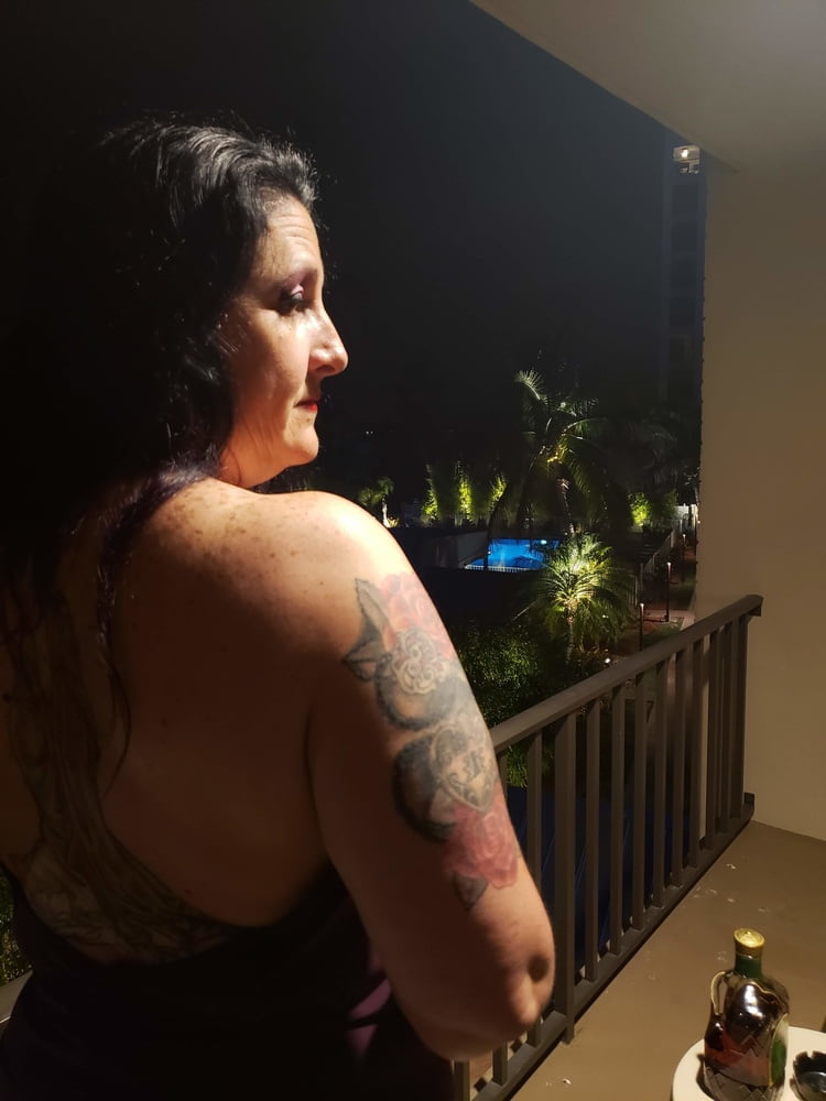 Frente a la playa
 #99983824