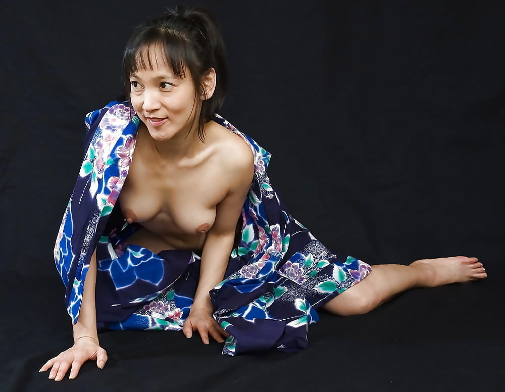 Milfs and matures in studio 2 #88292663