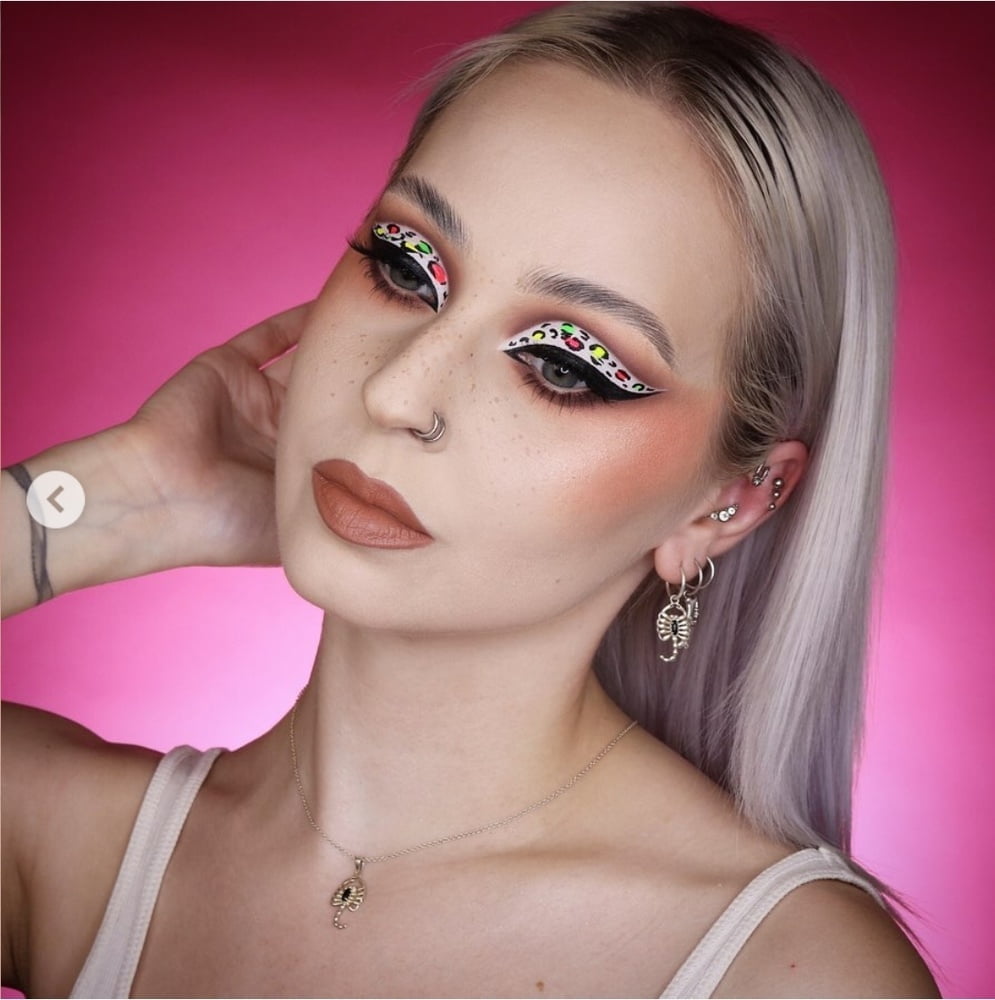 Makeup fetish 72 #89905464