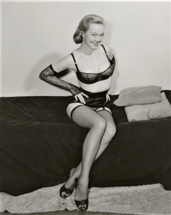 1950年代のアダルトモデル、ジュディ・オデイ（Judy O'Day
 #103643698