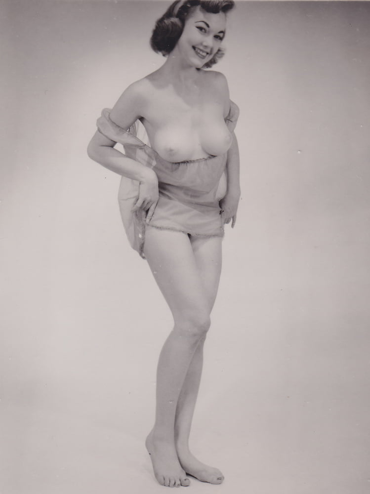 Judy o'day, modèle adulte des années 1950
 #103644107