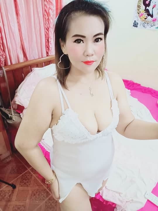 Mom Asian Bigtit 3765266