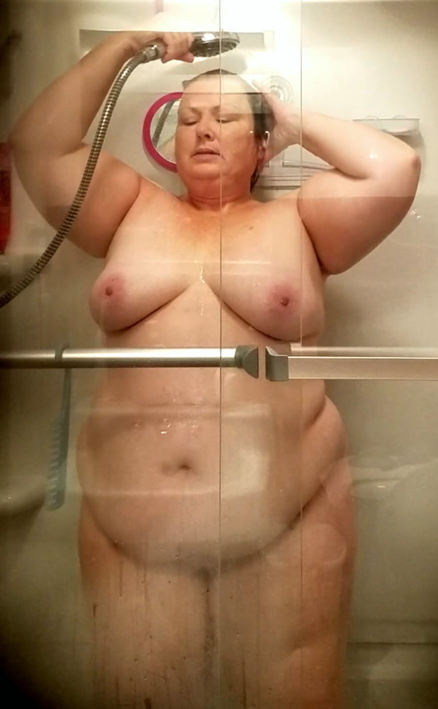 Ugly Pig Wife Chris bathroom #90662266