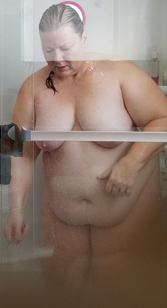Ugly Pig Wife Chris bathroom #90662368