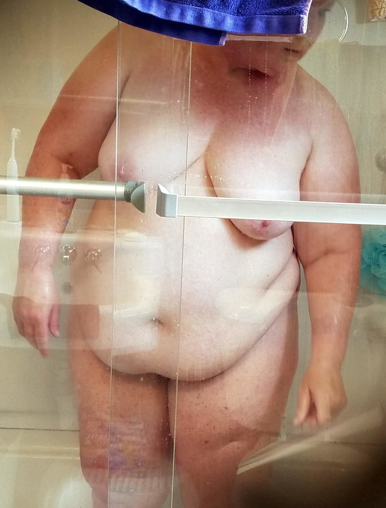 Ugly Pig Wife Chris bathroom #90662442