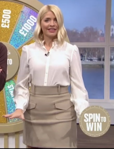 Meine fave tv presenters- holly willoughby pt.92
 #90301502
