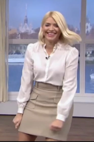Meine fave tv presenters- holly willoughby pt.92
 #90301535