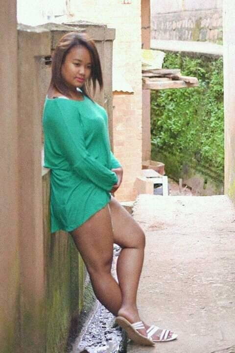 Rojo fotsyni #93881334