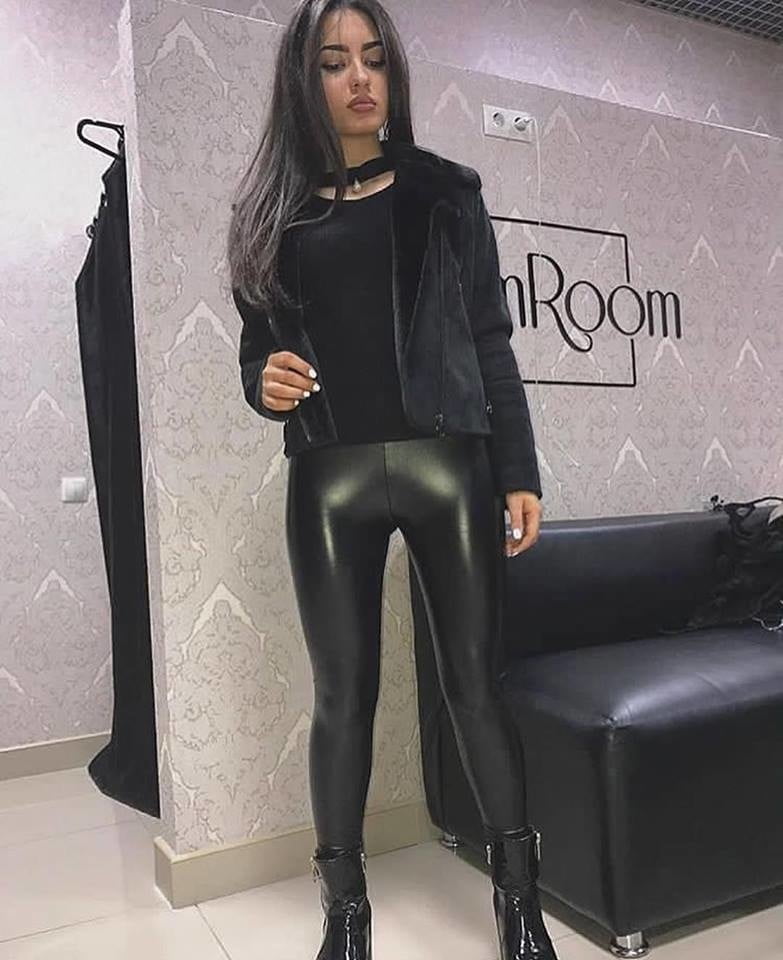LADIES ARE VERY SEXY AND FUCK A LOT IN LEATHER #105871910