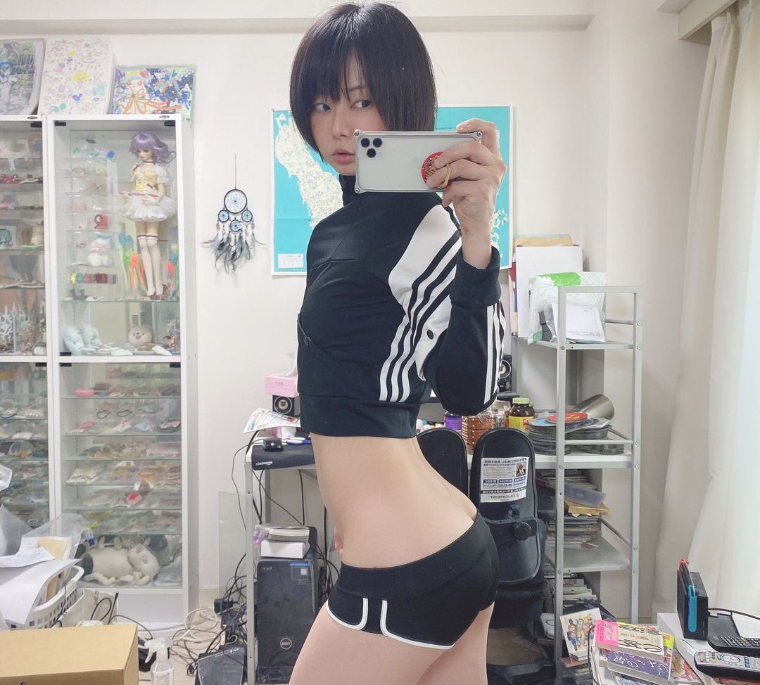 Iiniku Ushijima desnuda #108722258