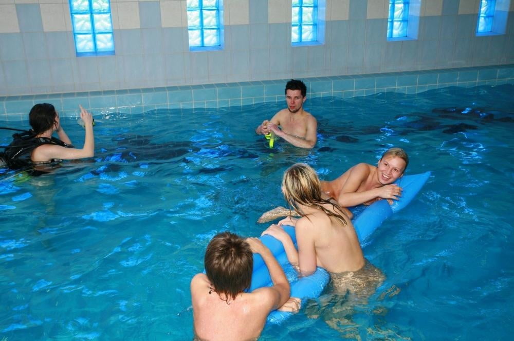 Mischen Sie Sex Swinger Amateure 102
 #96184369