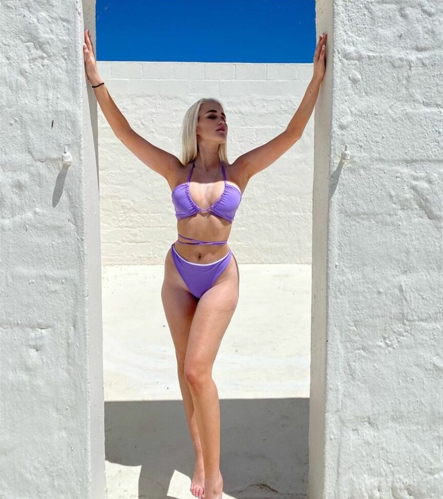 Louisabooysen desnuda #108739105