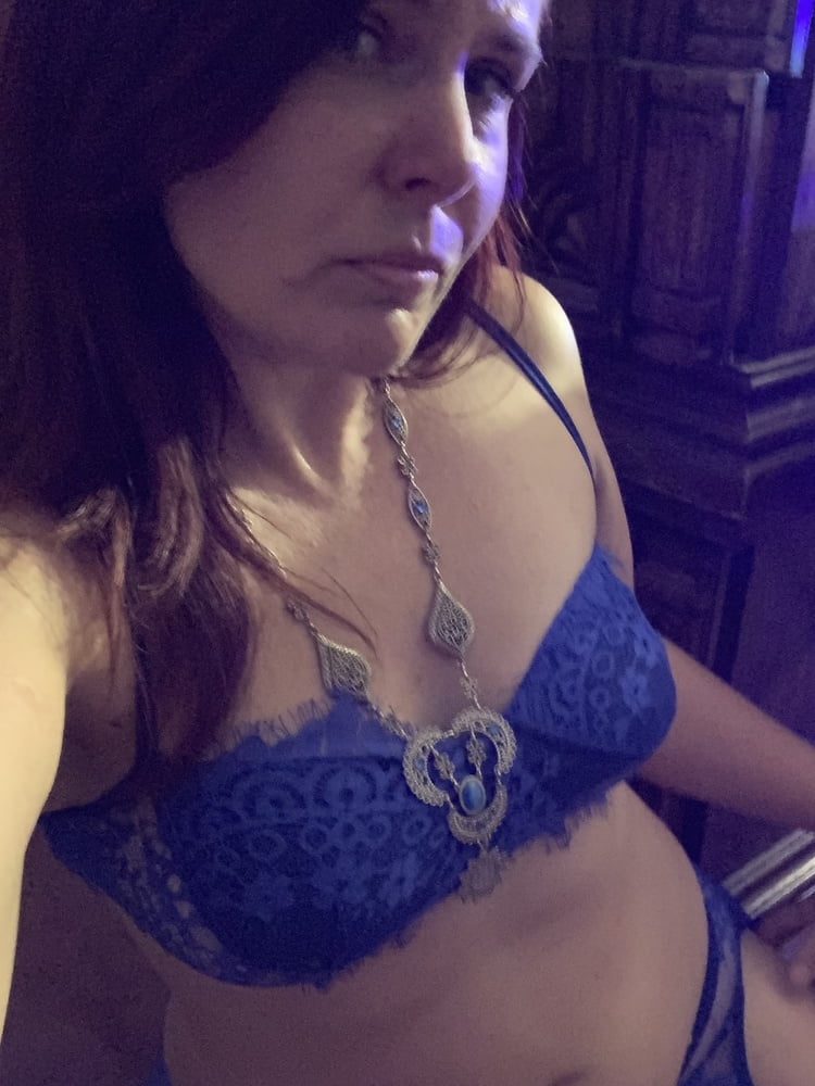 Getting Acquainted #91601972