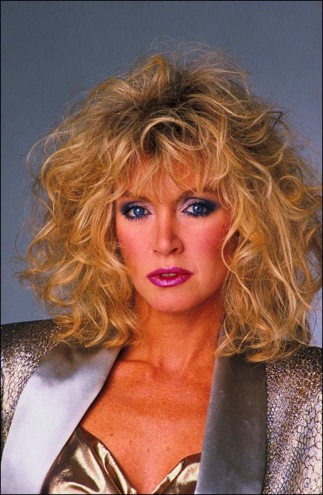 Donna mills
 #90473014