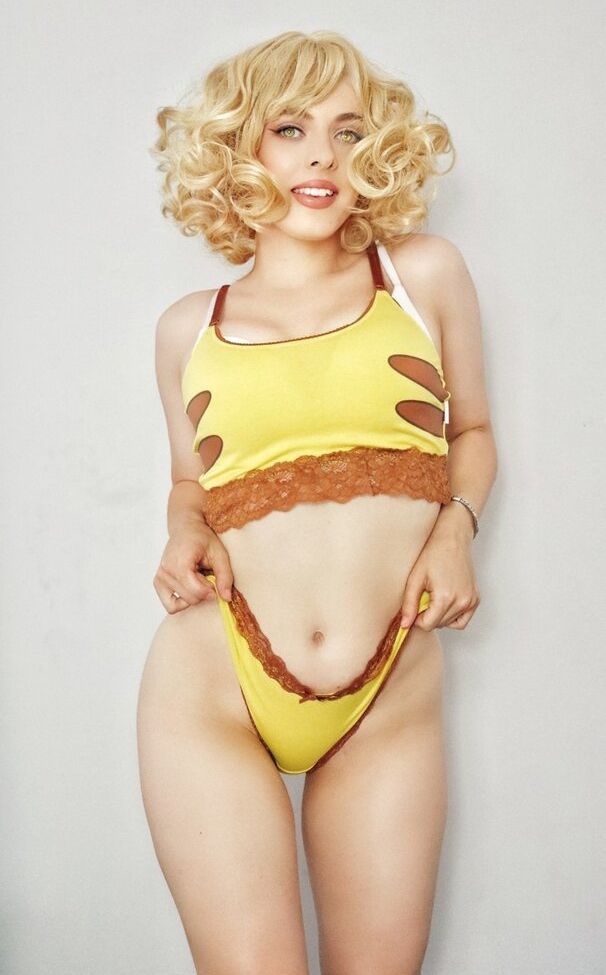 Kirsten Ria desnuda #108763750