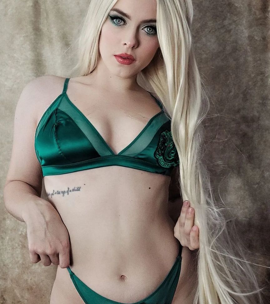 Kirsten Ria desnuda #108763917