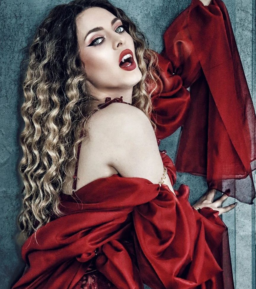 Kirsten Ria desnuda #108763935