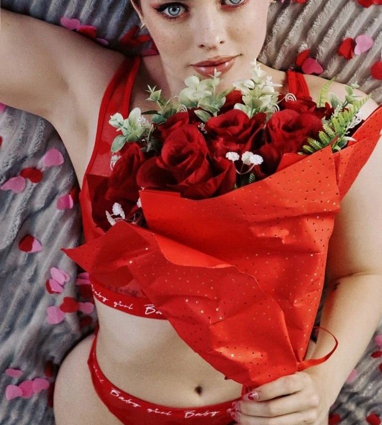 Kirsten Ria desnuda #108763976