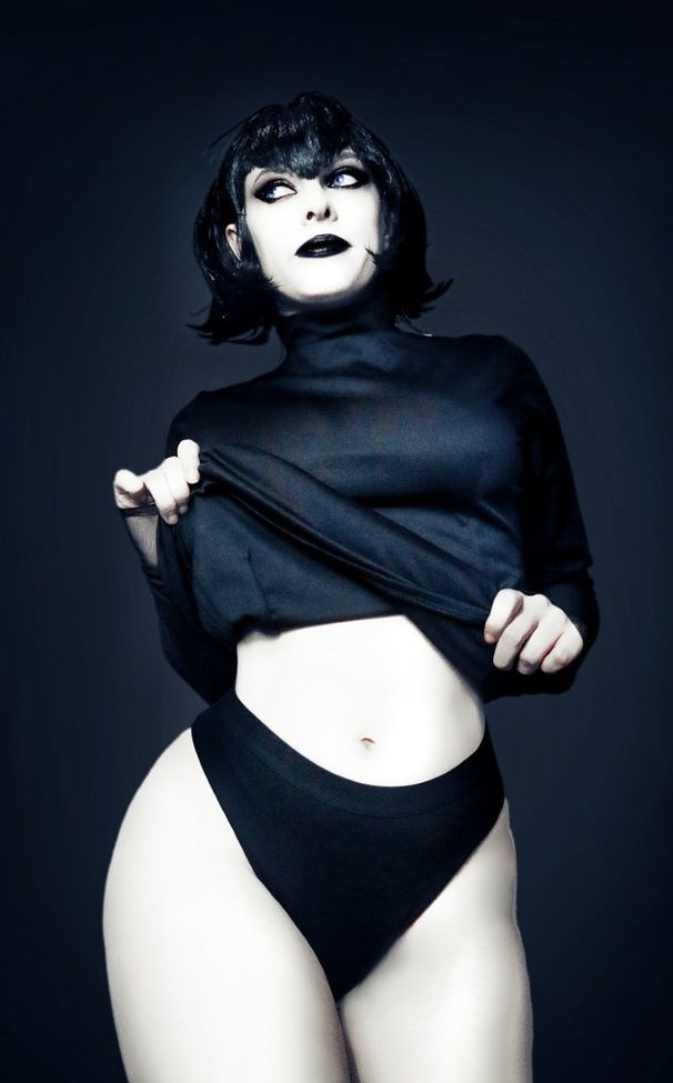 Kirsten Ria desnuda #108764037