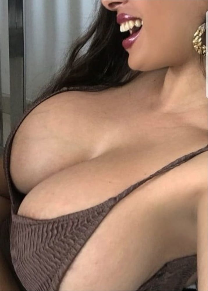 Tits ..... How Deep Their Cleavage 1.0 #90869349