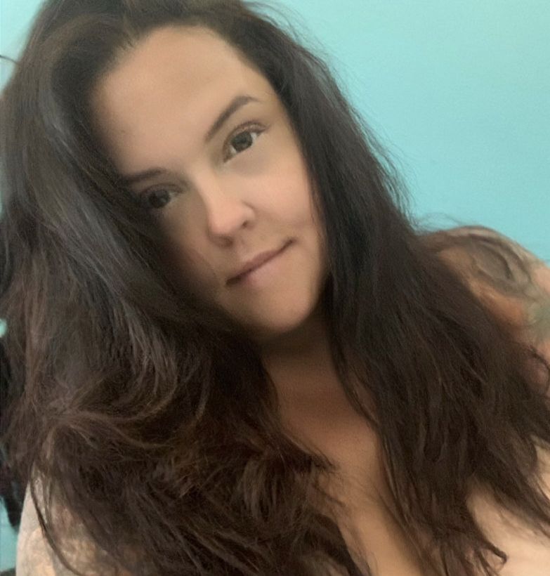 Rebecca Parrot nude #109079069