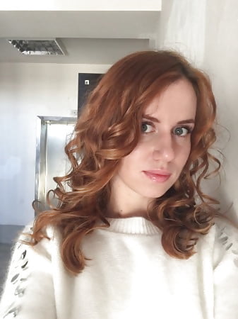 Rothaarige Milf-Mutter und ihre klaffende Muschi
 #104024648