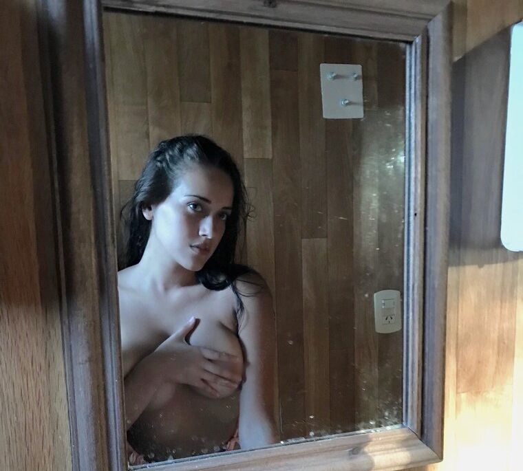 Ludmila Alderete nuda #108723641