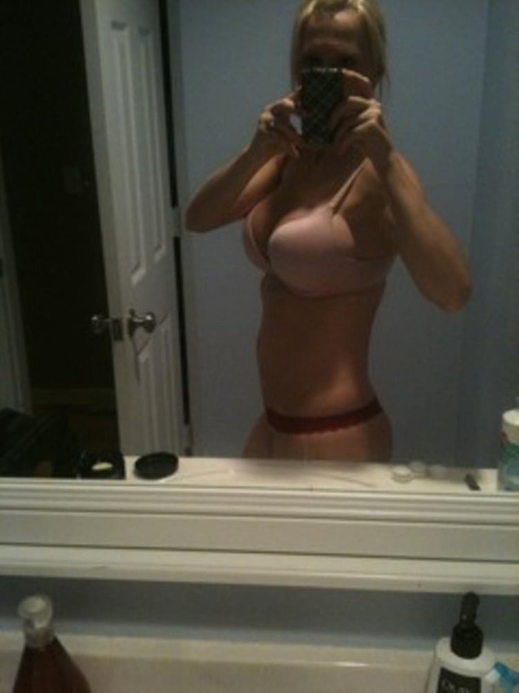 Super hot amateur pregnant blonde just wow #99770283