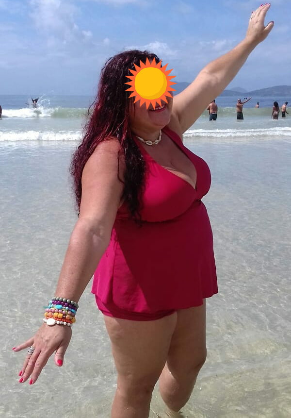 Meine mil 55 yo am Strand im Urlaub
 #104836415