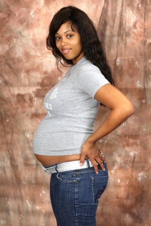 Pregnant Anya #95580128