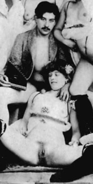 振り返る 8
 #91692542