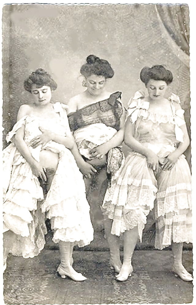 振り返る 8
 #91692561