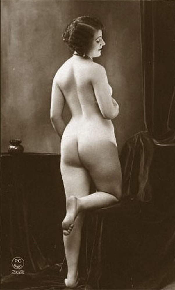 振り返る 8
 #91692566