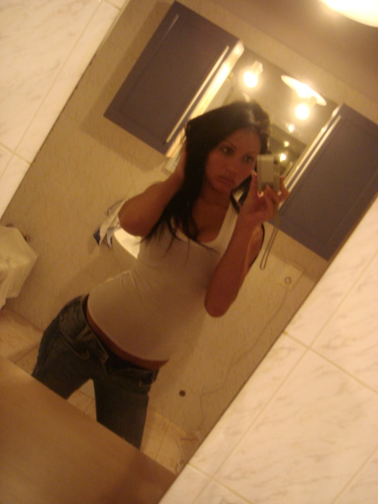 Private pictures of Helen #94053804