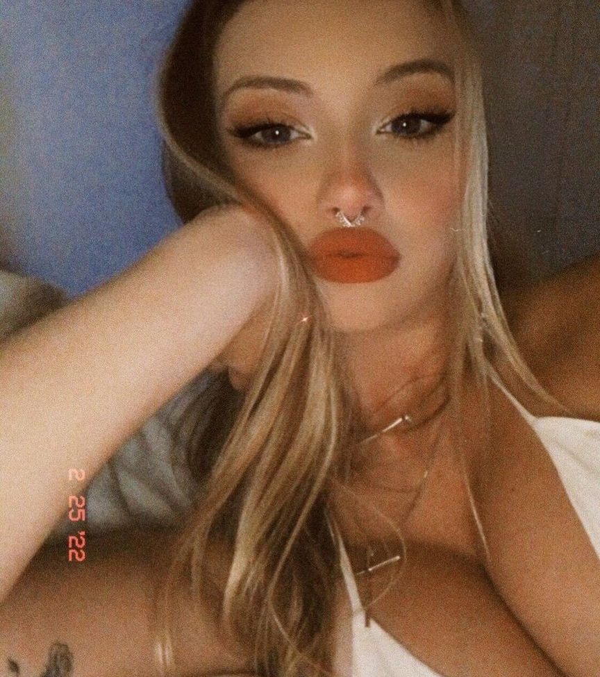 Carolina Fernandes nude #108848595