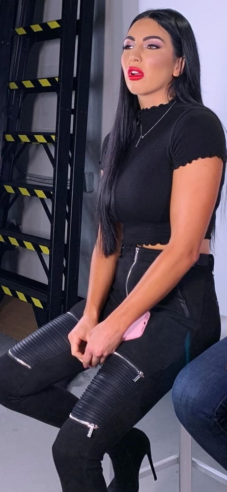 Iconic wwe Slut Billie Kay is a fucking nasty whore #81923958