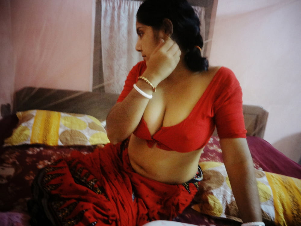 二人の巨乳とおっぱい、デシ・インド人のミルフのヌード撮影(111)
 #93846871