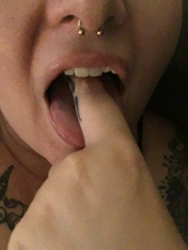 Rainbow BBW Slut #105030178