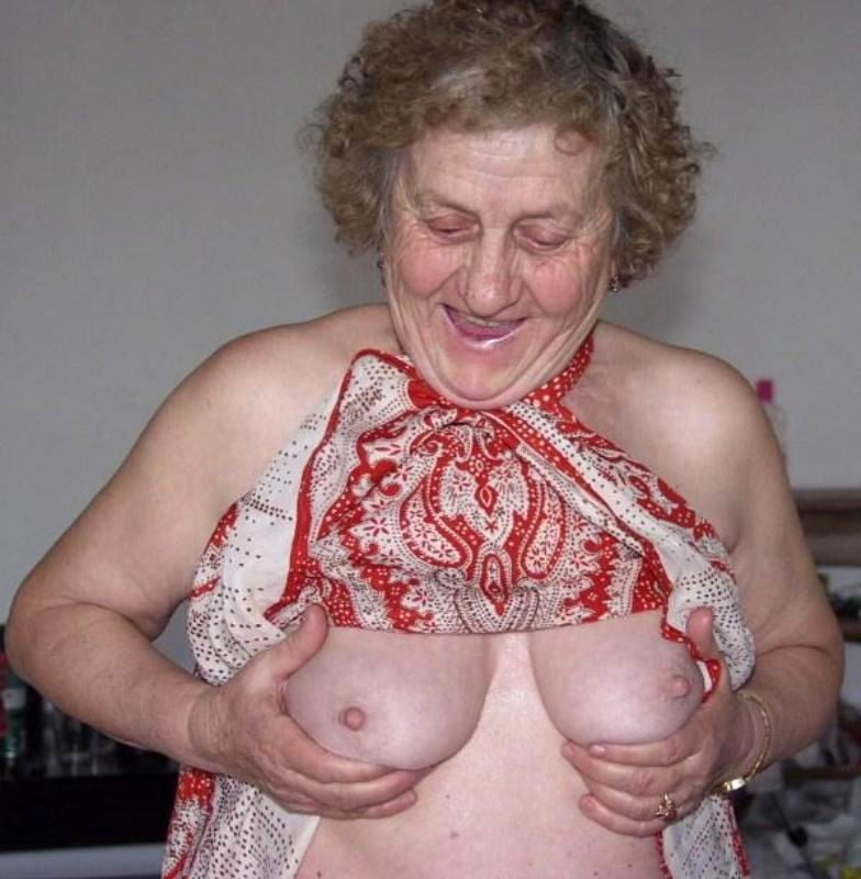 197 - Grandma horny and fat - Oma geil und fett #100954045