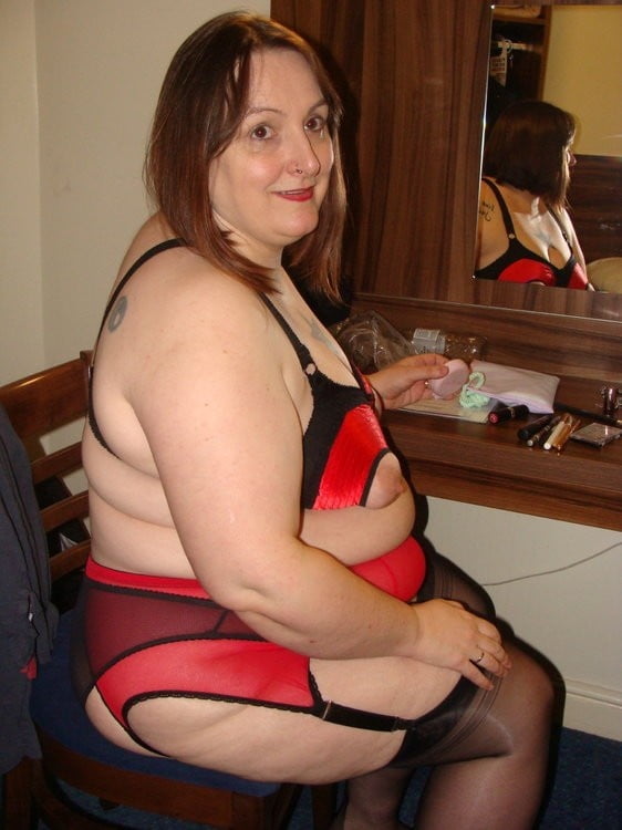 Kate, sexy FAT UK MILF Slut #81060239