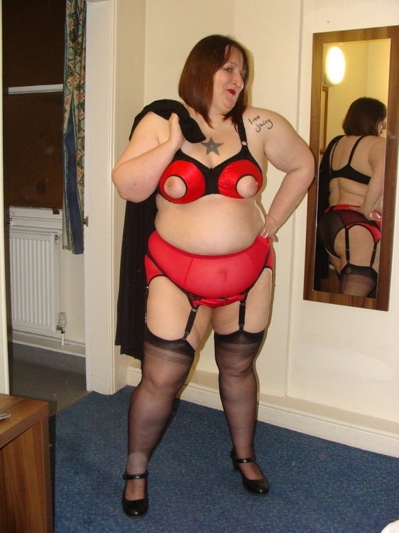 Kate, sexy FAT UK MILF Slut #81060278