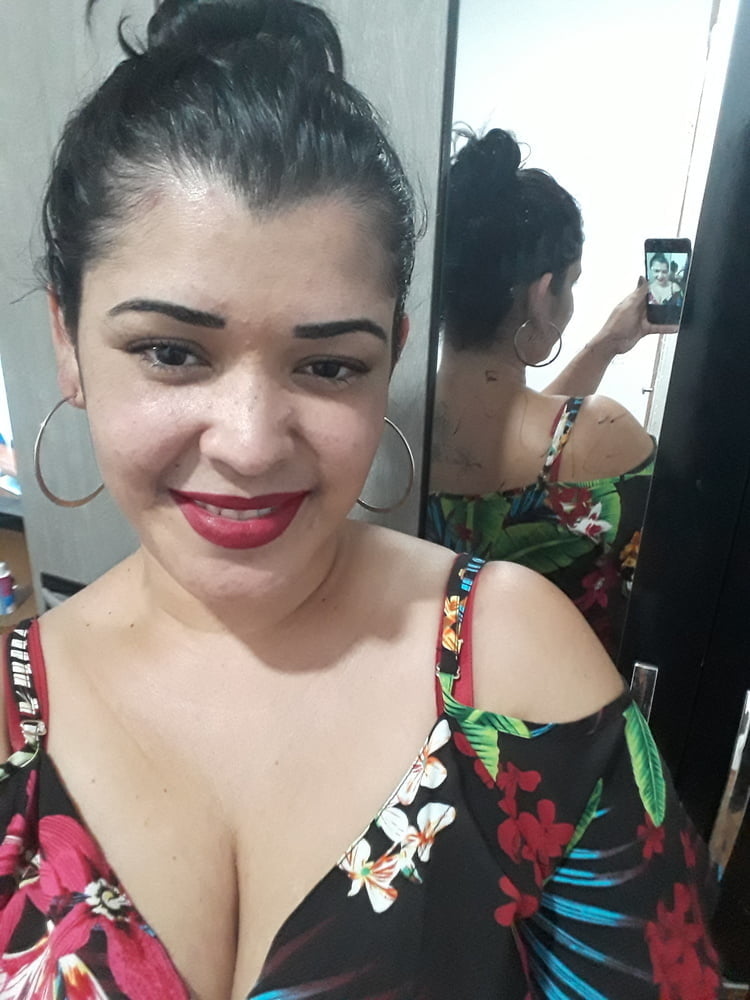 フェイスブックの女たち
 #103481824