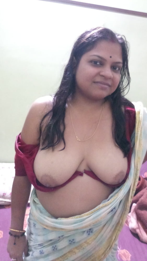 Desi milfs image cachée
 #105804481