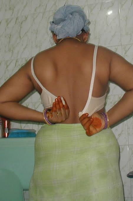Desi MILFs hidden image #105804562