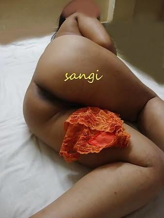 Desi MILFs hidden image #105804657